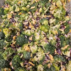 A picture of Easy Broccoli Salad.