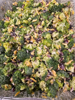 A picture of Easy Broccoli Salad.