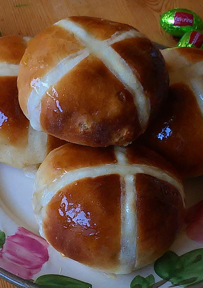 Una foto de Hot cross buns