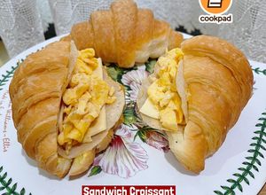 Gambar 👩‍🍳Sandwich Croissant