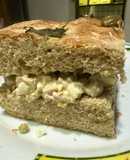 Sándwich de pollo en pan de focaccia (aceitunas)
