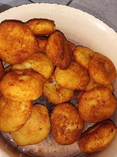 Una foto de Buñuelos 💜 yuca, queso