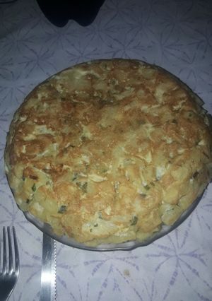 Una foto de Tortilla de papas con jamón y queso
