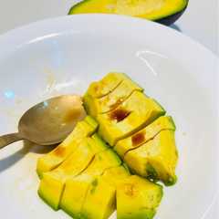 Foto di Avocado with Truffle Say Sauce 酪梨沾松露醬油