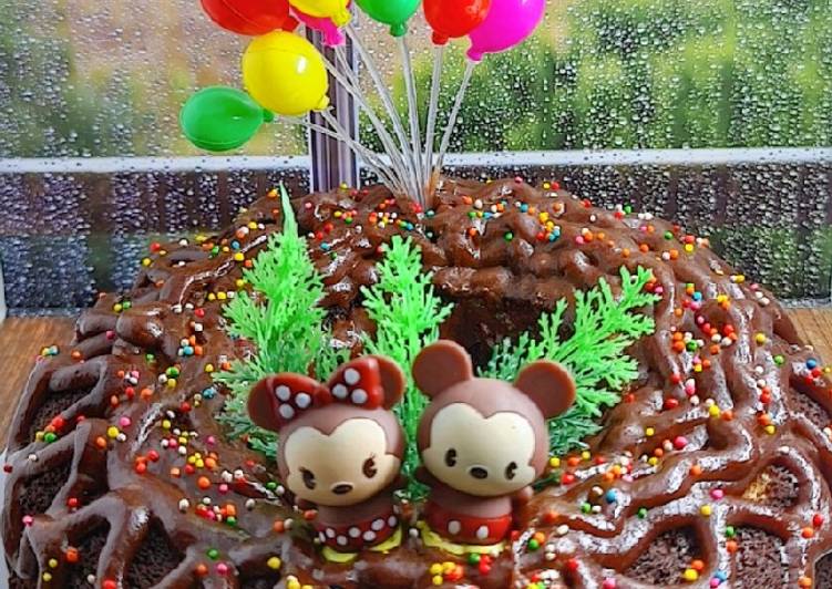 Chocolate Cheese Bundt Cake