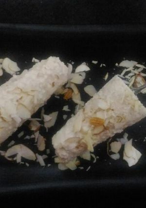 A picture of Malai Kulfi (from leftover rice).