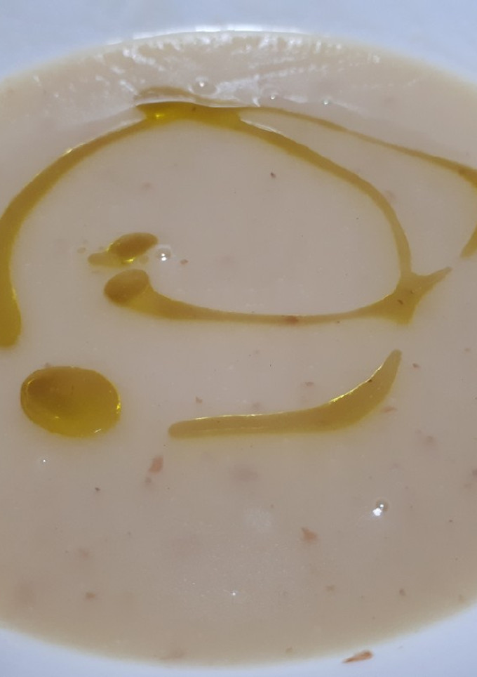 Una foto de Sopa crema de cebolla