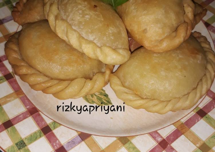 Resep masakan Pastel isi Bihun | Cara Bikin Pastel isi Bihun Yang Paling Enak