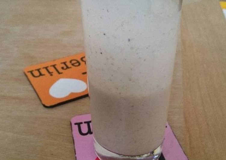 Banana &amp; Oats Smoothie