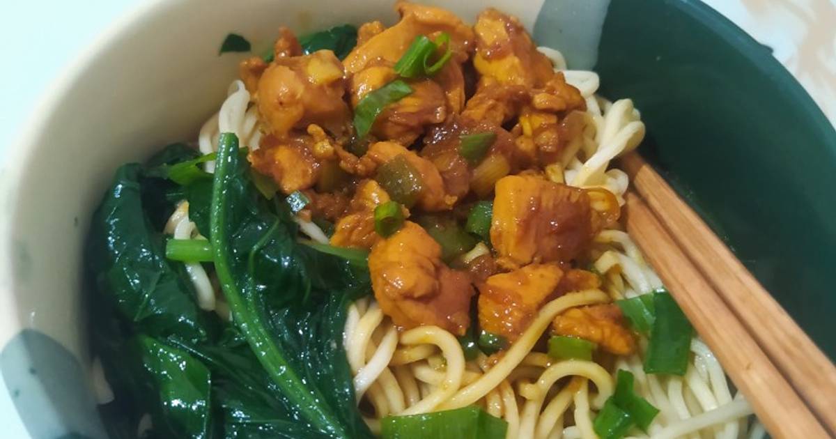 Resep Mie Ayam Ala Abang Abang Gerobak Oleh Laras Sasi Cookpad