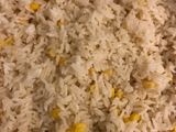 Arroz blanco con choclito tierno