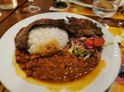 Una foto de arroz menestra