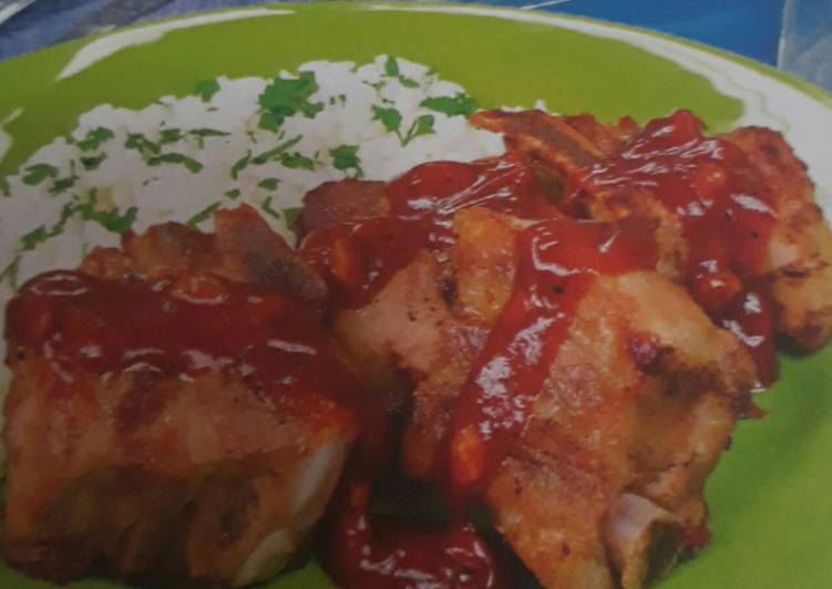 Costelinha Suina Assada ao Molho Barbecue - Tudogosreceitas