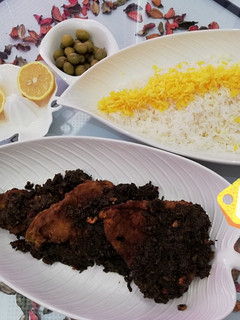 عکسی از دستور چلو ماهی ترش 🐟