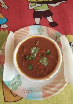 A picture of Swadist Rajma chatpte.