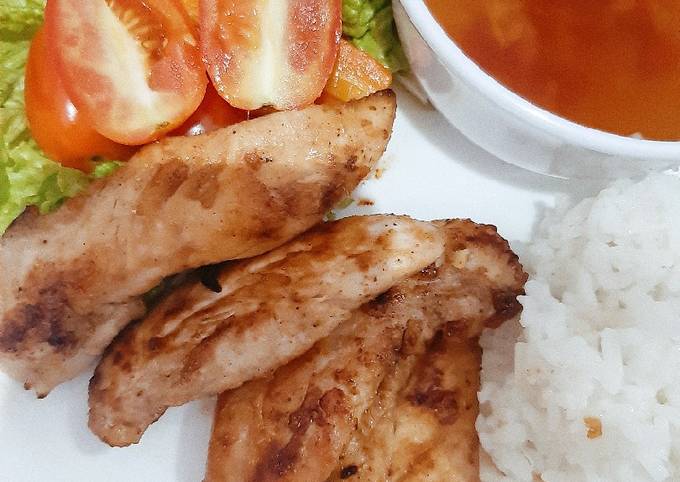 Nuoc cham (kuah dressing ala vietnam) with chicken