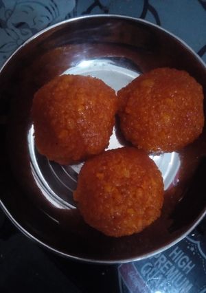 A picture of Motichur ladoo.