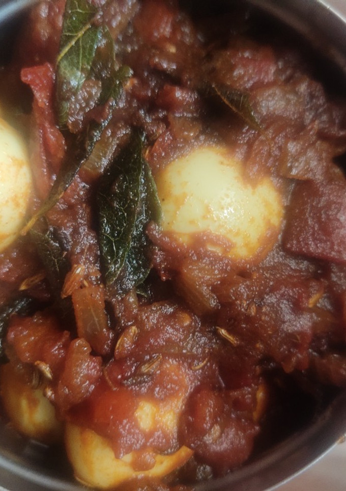 காடை முட்டை மாஸ் (Kaadai muttai mass recipe in tamil) செய்முறை முக்கிய புகைப்படம்