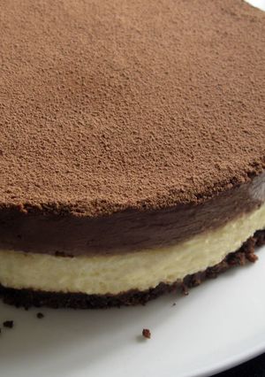 A picture of Cream Cheese Mousse & Chocolate Mousse Cake.