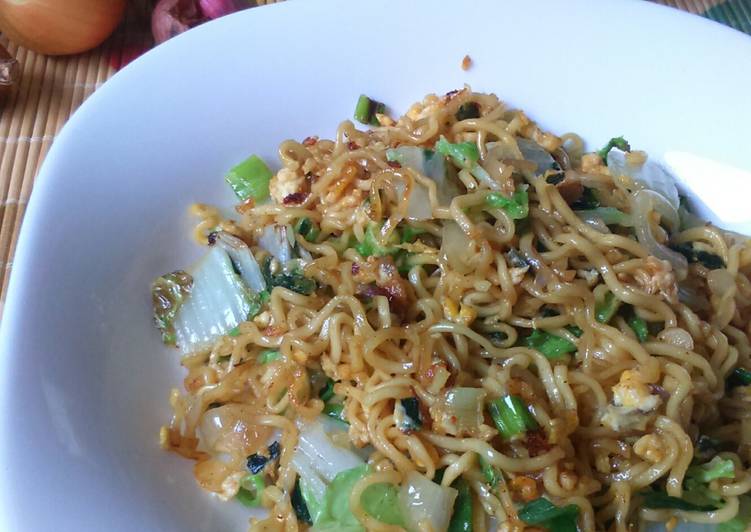 Mie goreng sawi putih #maree