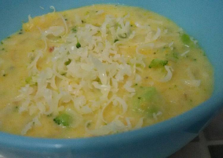 Cheese Brocoli soup MPASI