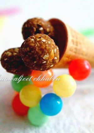A picture of Immunity jaggery  lollipop.
