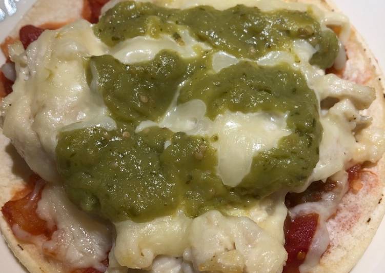 Recipe of Super Quick Mini Shredded Salsa Chicken Tortilla Pizzas 🍕
