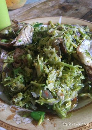 Foto resep Tumis bunga pepaya ikan asin