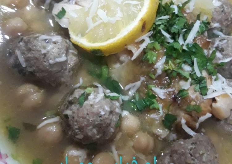 طاجين كفتة "مثوم العاصمي" على طريقتي