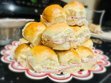 Chips o dinner rolls