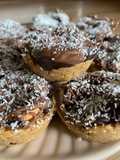 Protein-Packed Peanut Butter, Chocolate, Oat, and Nut Snack