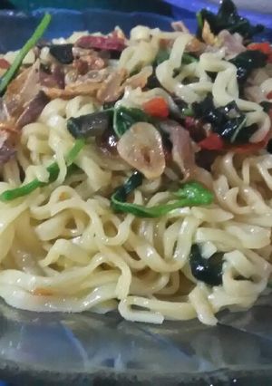 Foto resep Mie Goreng Bayam Sederhana 'No MsG'