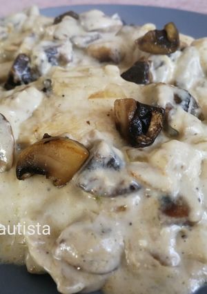 Foto principal de Pechugas con salsa de champiñones