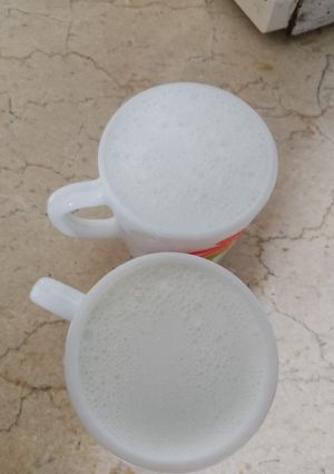 A picture of Meethi lassi.