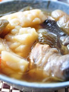 苦瓜燉蔭瓜雞湯 的食譜成品照片