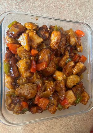 Una foto de Pollo con verdura estilo chino