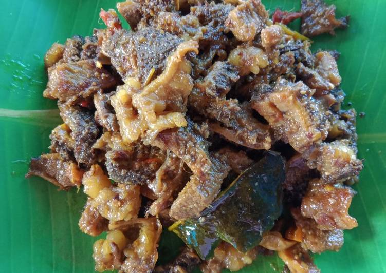 Krengsengan babat dan daging sapi