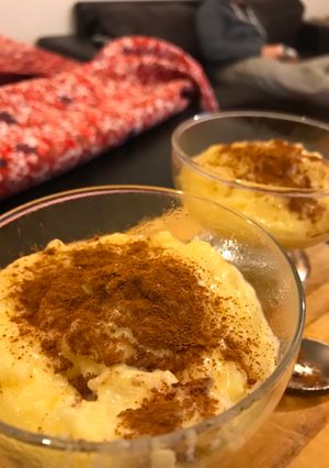 Una foto de Arroz con leche cremoso fácil