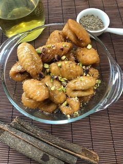 صورة لوصفة معكرون أو أصابع زينب بنص كوب سميد