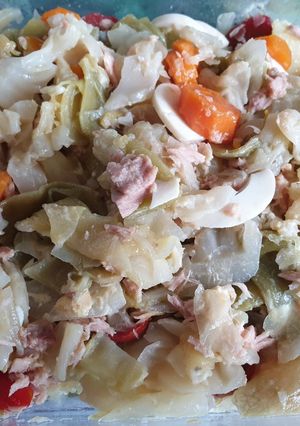 Una foto de Ensalada de col y judías verdes