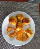 Mini Bolones con salsa de ají