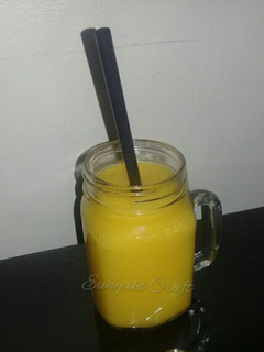 A picture of Mango Lemonade.