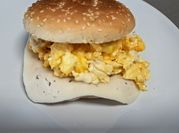Una foto de sándwich de fiambres