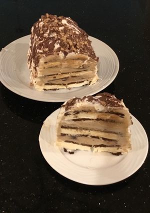 A picture of Mocha Chip Ice Cream Sandwich Layer Cake.