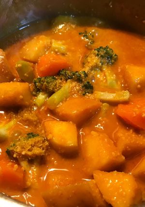 A picture of Fruity Vegetarian Curry.