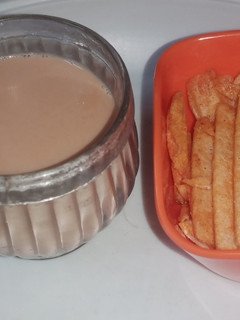 अदरक वाली चाय (Adrak wali chai recipe in hindi) रेसिपी मुख्य फोटो