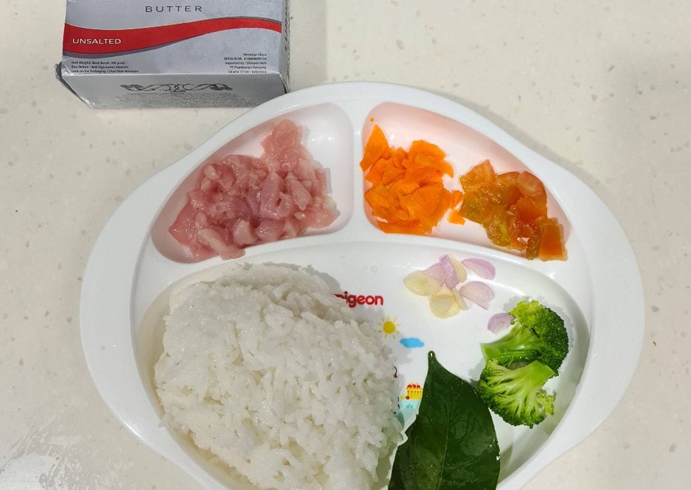 Mpasi 6+ Nasi, Ayam, Brokoli, Wortel, Tomat