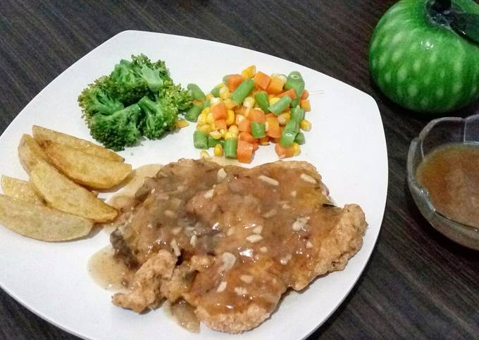 Resep Crispy Beef Steak with Gravy Sauce yang Bikin Ngiler