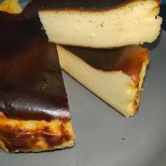 Basque Burn Cheesecake রেসিপির প্রধান ছবি
