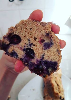 Una foto de Budín integral de arándanos